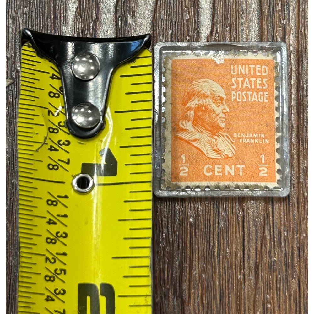Vintage 1/2 Cent Postage‎ Stamp Featuring Benjamin Franklin 1938 - Picture 3 of 6